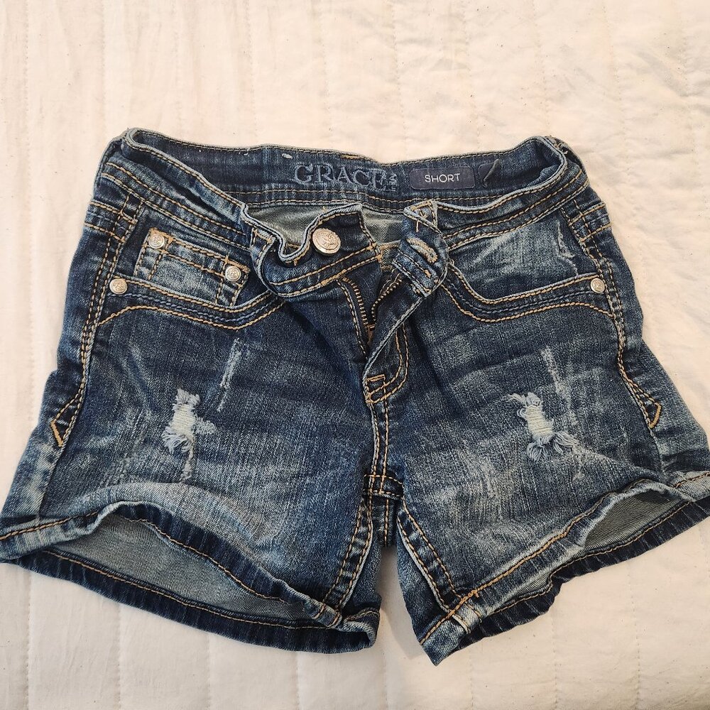 Grace in LA jean shorts